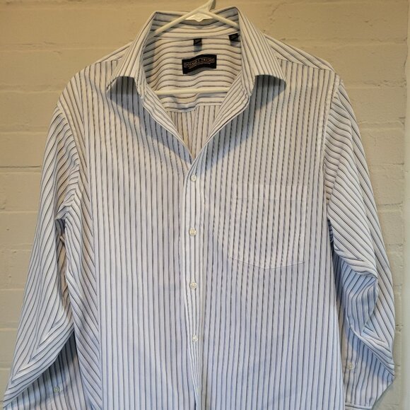 Donald J. Trump Signature Blue Stripe Non-Iron Dress Shirt Men's 16.5 32/33 - Picture 1 of 4